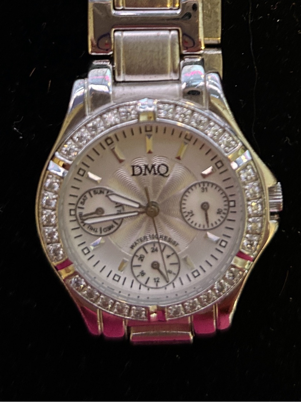 DMQ CZ Ladies Silver Tone Fashion Watch Japan Movement Working